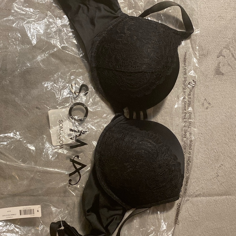 New Never Worn w tags Soma Bra 36D